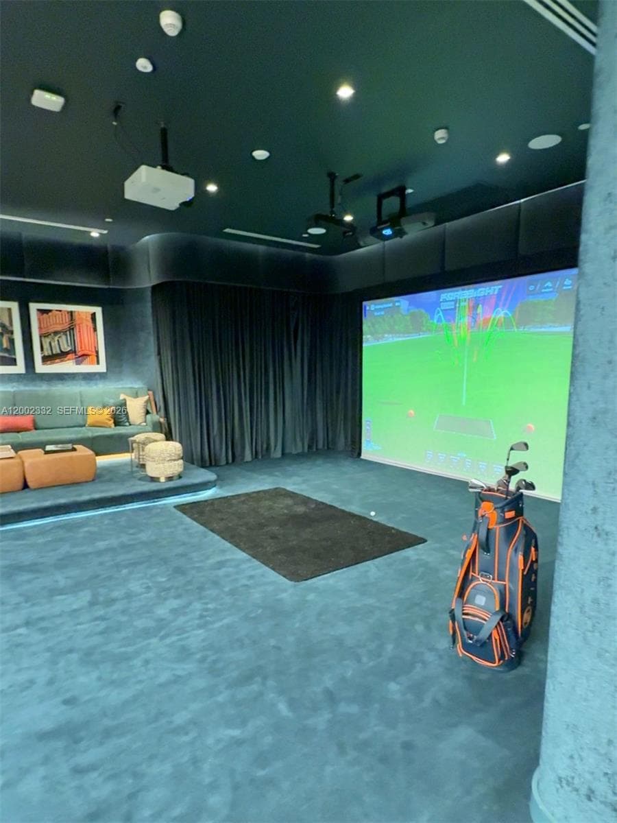 77 SE 5th street # 1010, Miami FL 33131 — 19