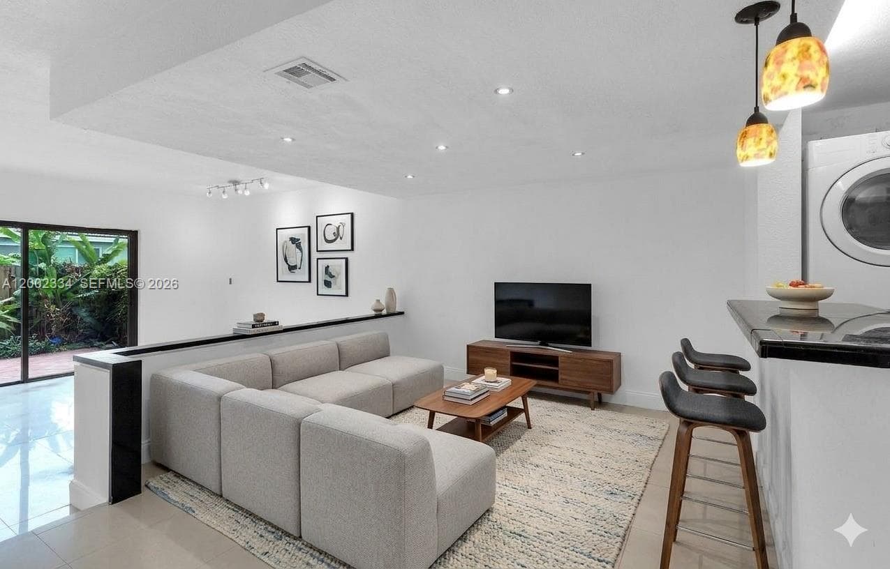 20509 NW 15 Ave # 2, Miami Gardens FL 33169 — 8