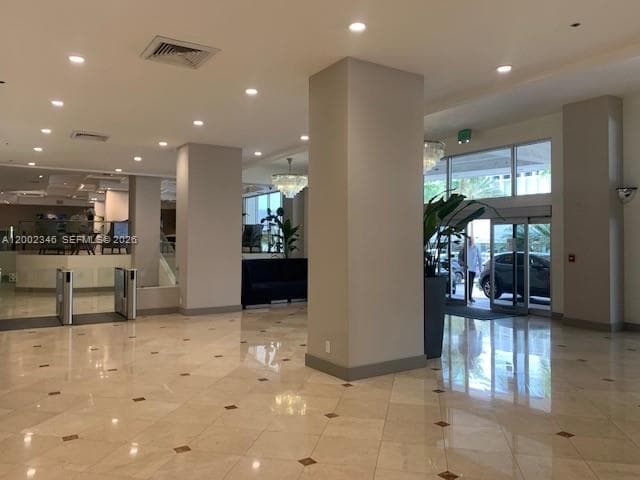 100 Lincoln Rd # 927, Miami Beach FL 33139 — 25