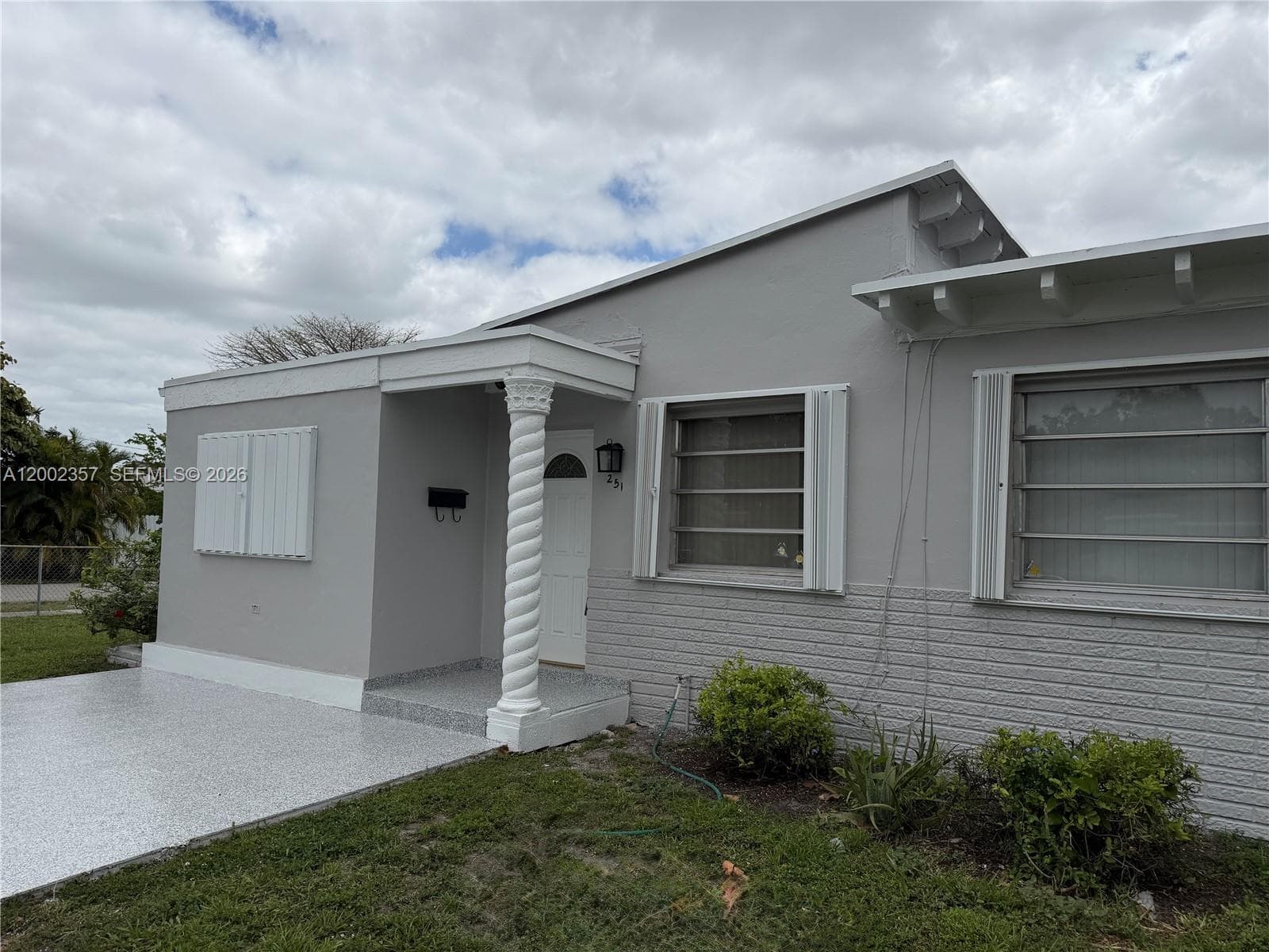 251 SW 69th Ave, Miami FL 33144 — 1