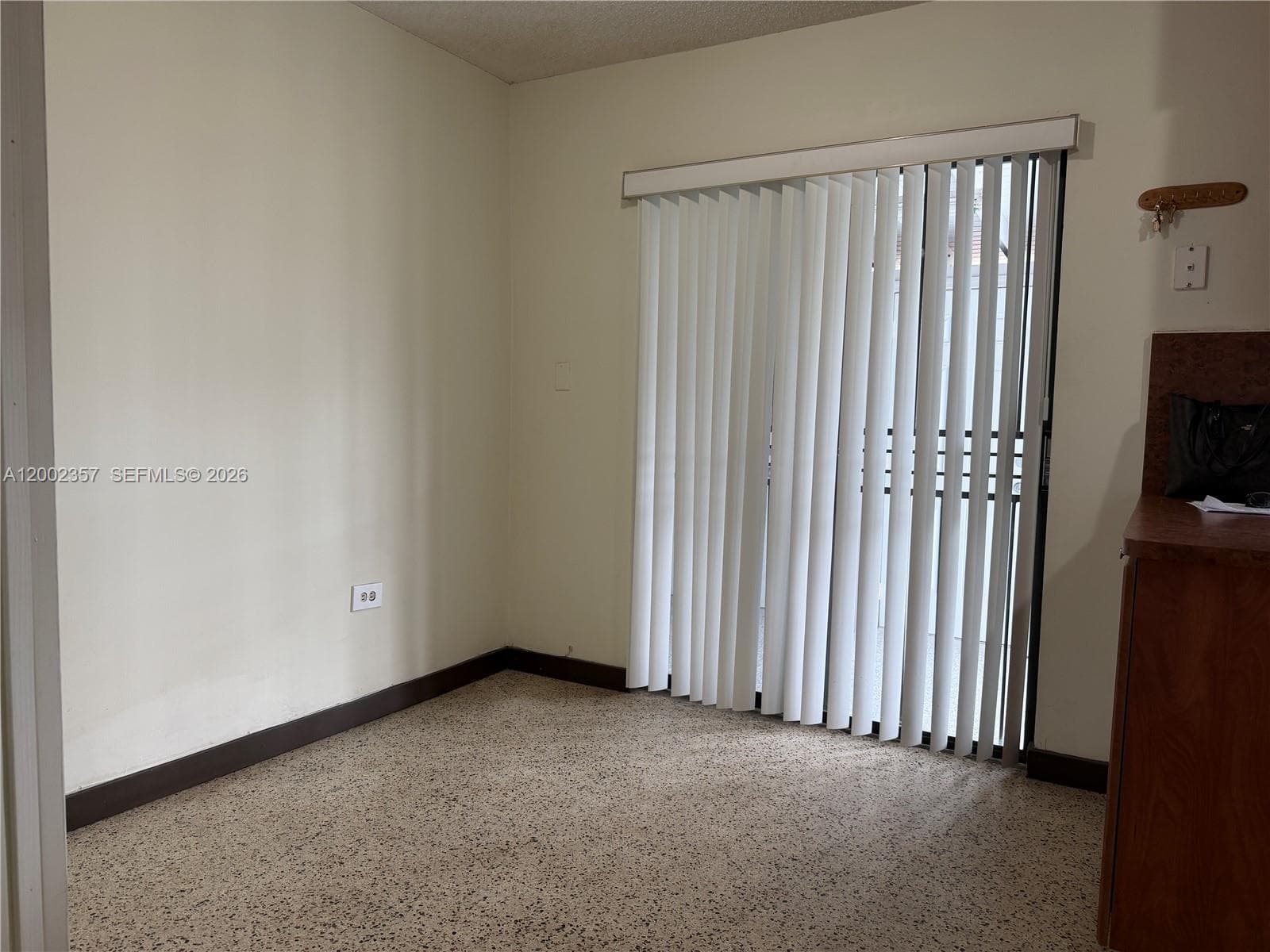 251 SW 69th Ave, Miami FL 33144 — 9