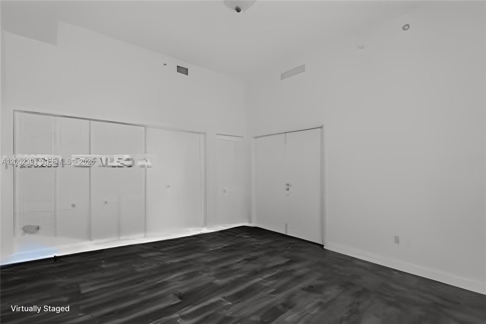 300 S Biscayne Blvd # 3903, Miami FL 33131 — 27