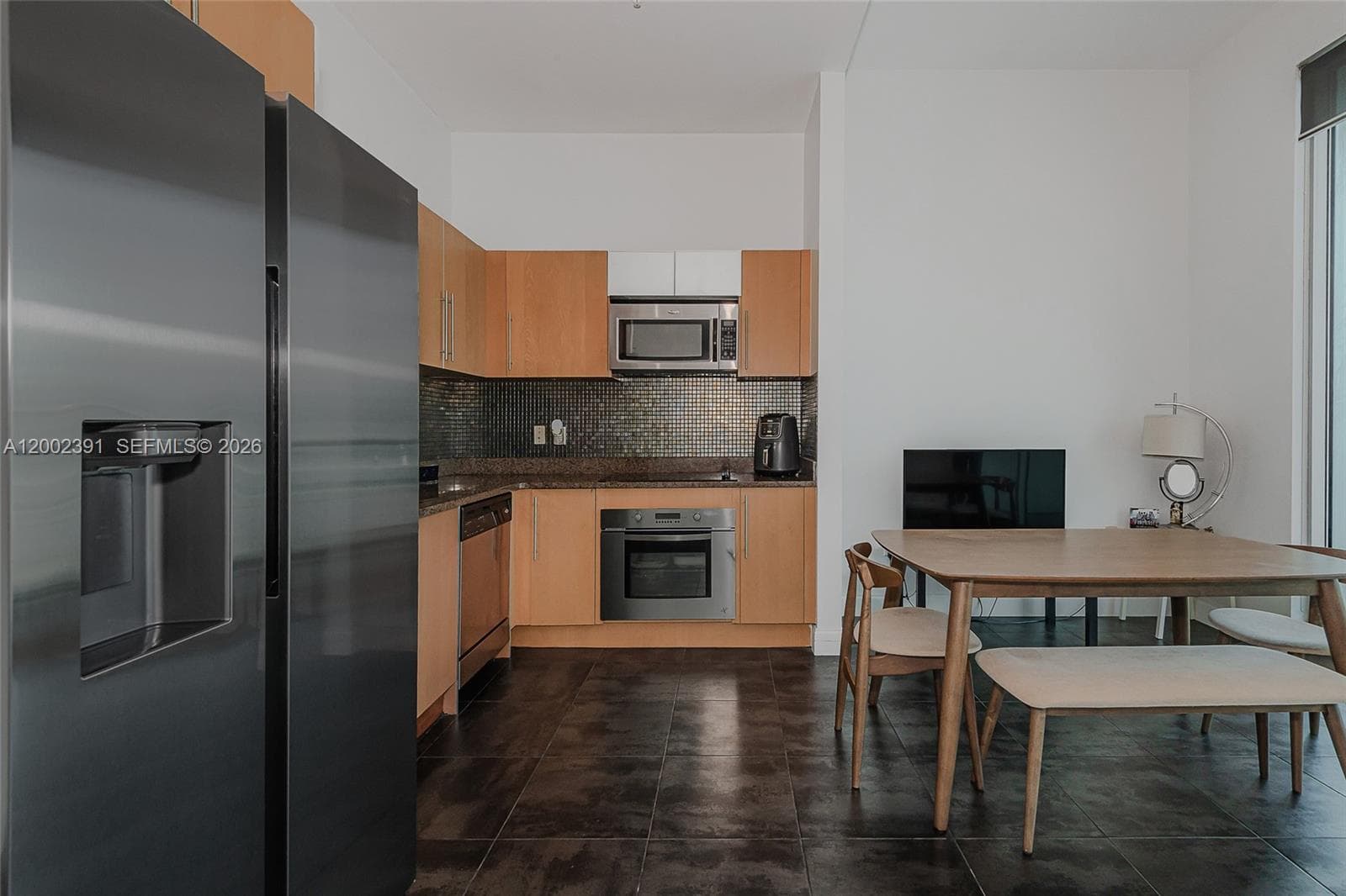300 S Biscayne Blvd # 3903, Miami FL 33131 — 8