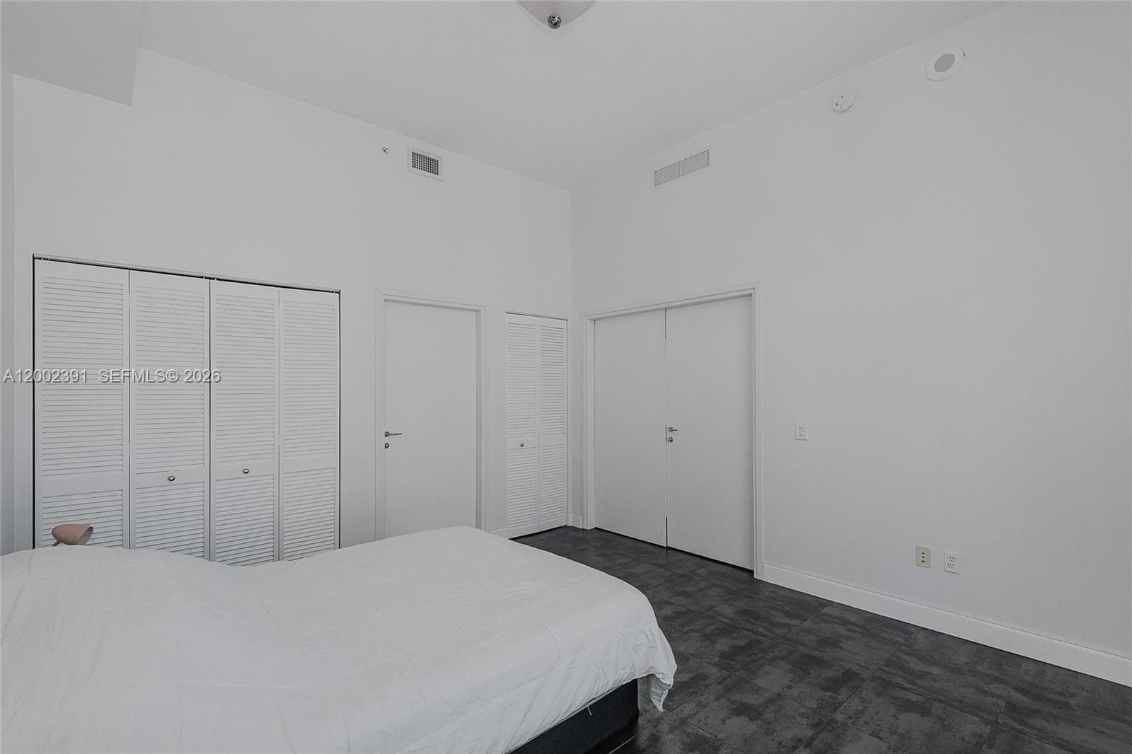 300 S Biscayne Blvd # 3903, Miami FL 33131 — 21