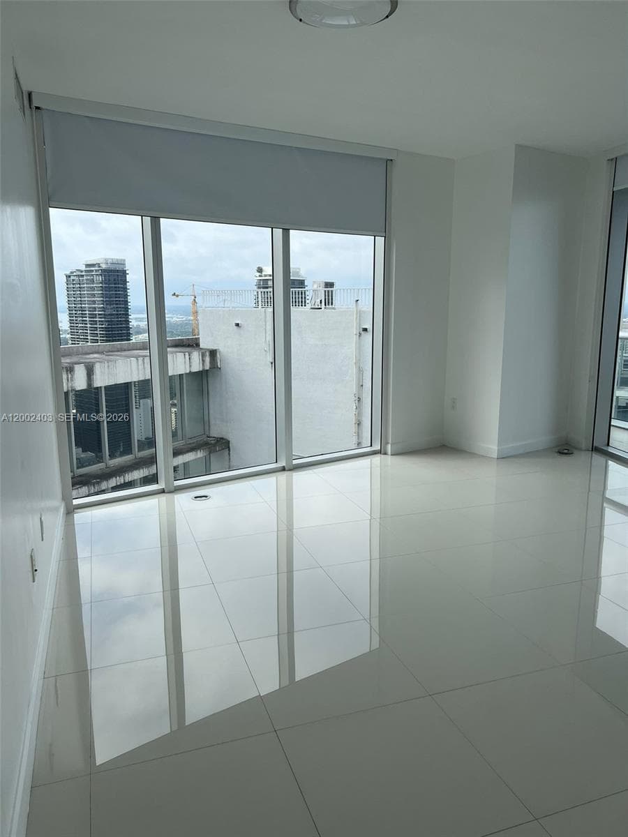 475 Brickell Ave # 5508, Miami FL 33131 — 2