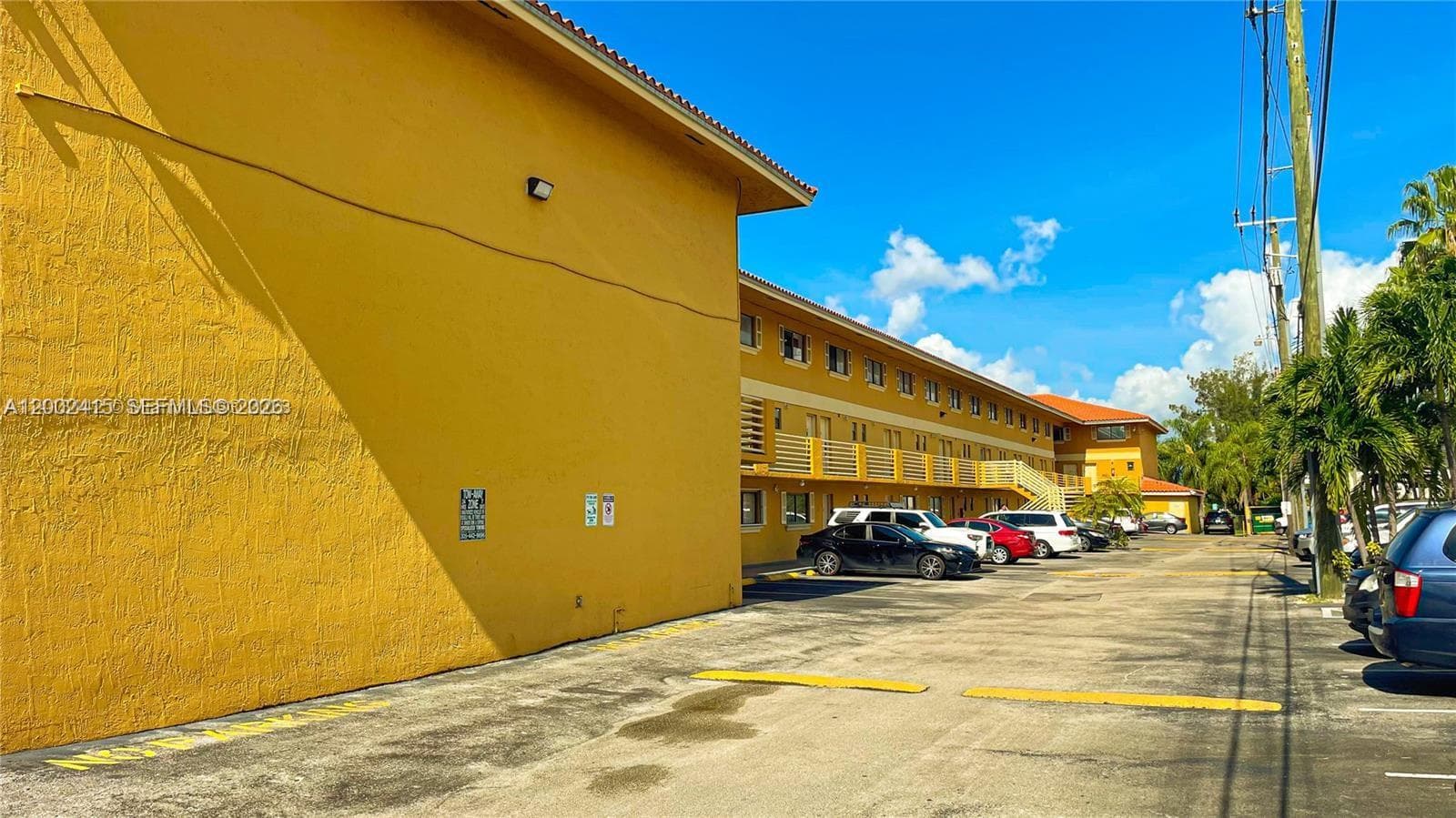 180 Royal Palm Rd # 216, Hialeah Gardens FL 33016 — 3
