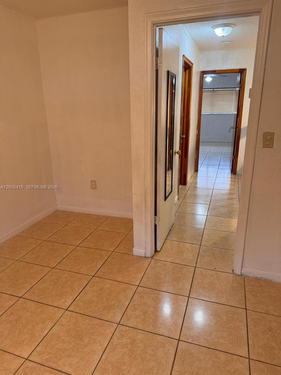 180 Royal Palm Rd # 216, Hialeah Gardens FL 33016 — 19