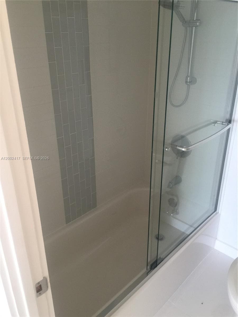 6900 Bay Dr # 5A, Miami Beach FL 33141 — 11