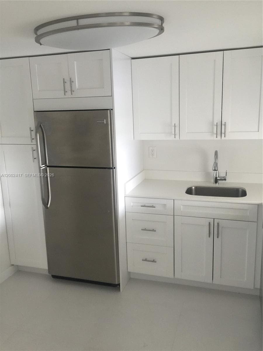6900 Bay Dr # 5A, Miami Beach FL 33141 — 4