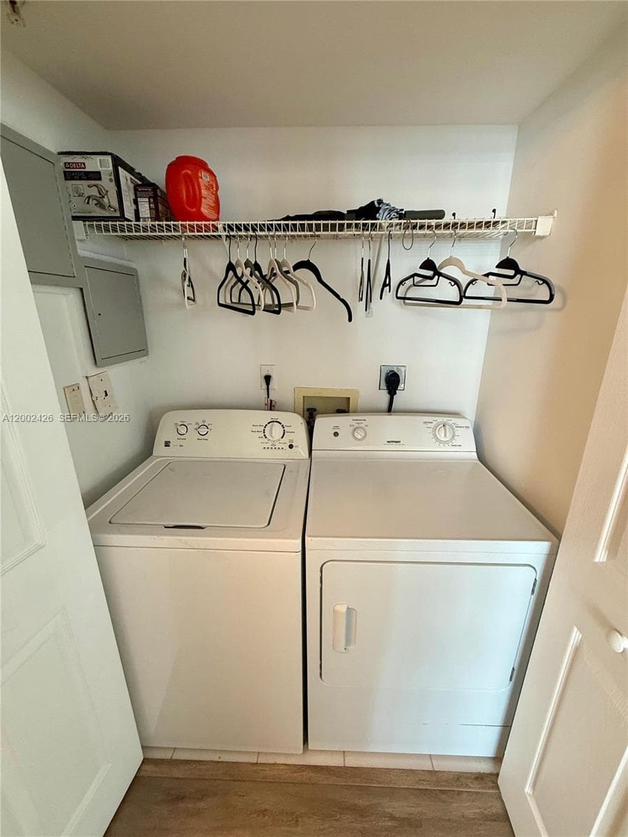 1155 Brickell Bay Dr # 1702, Miami FL 33131 — 18