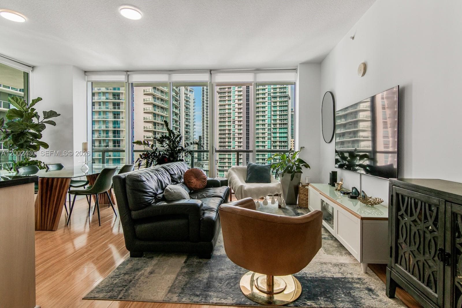 79 SW 12th St, Miami FL 33130 — 8