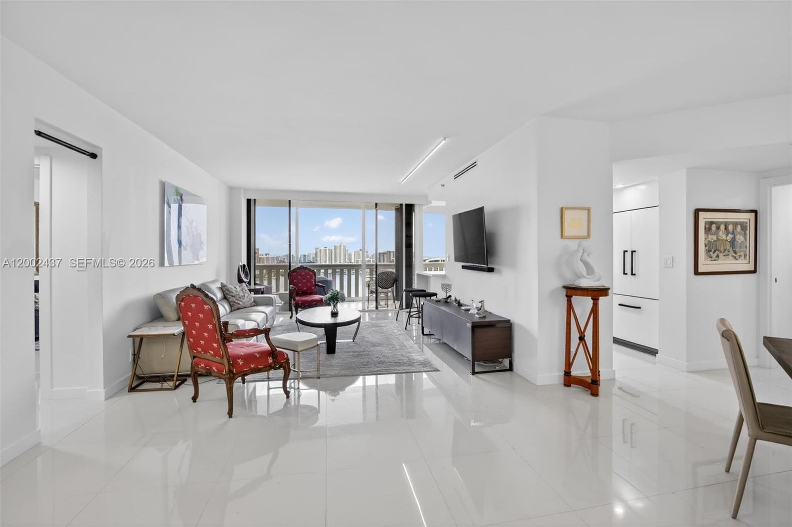 3000 Island Blvd # 2404, Aventura FL 33160 — 1