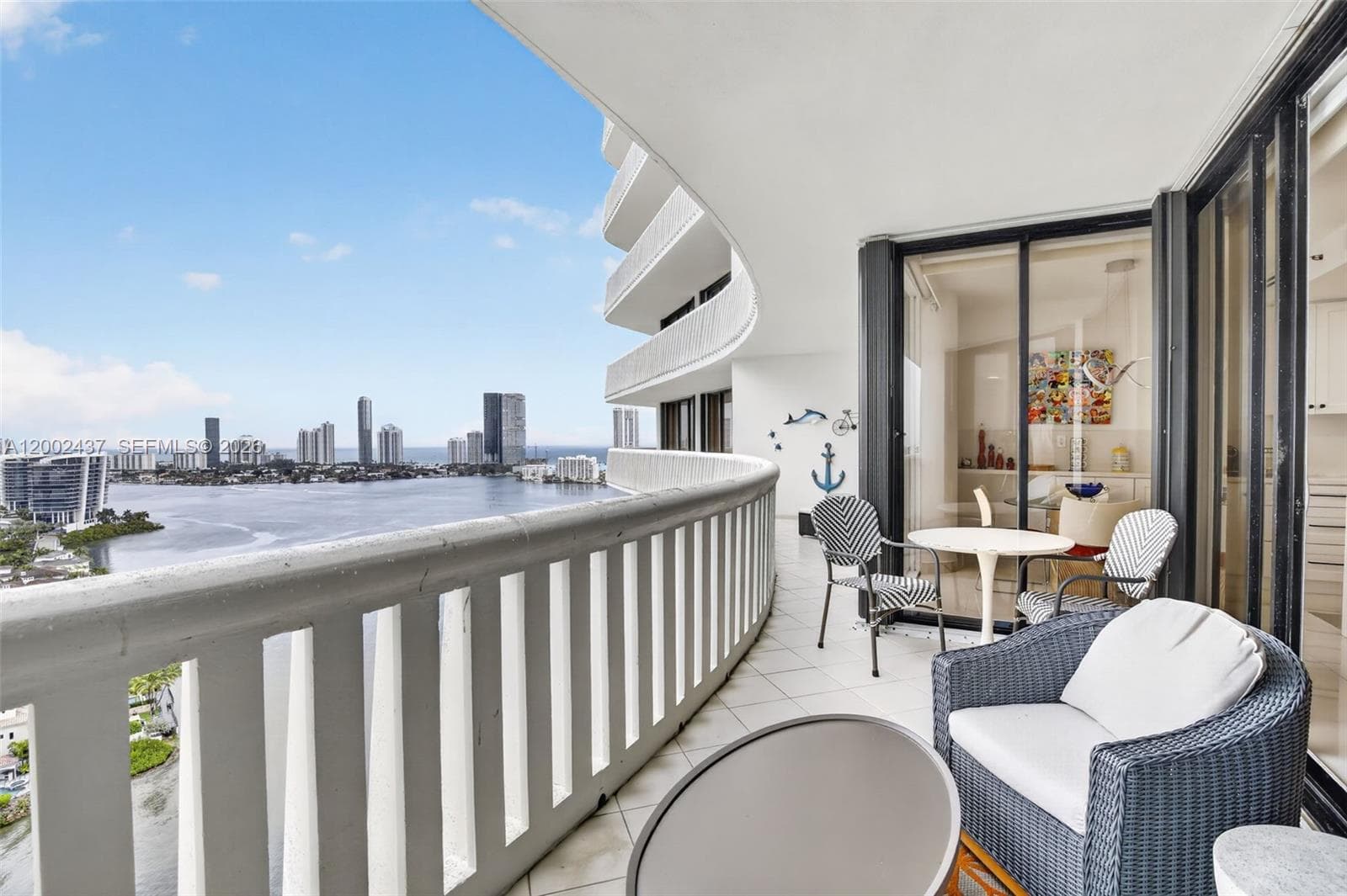 3000 Island Blvd # 2404, Aventura FL 33160 — 38
