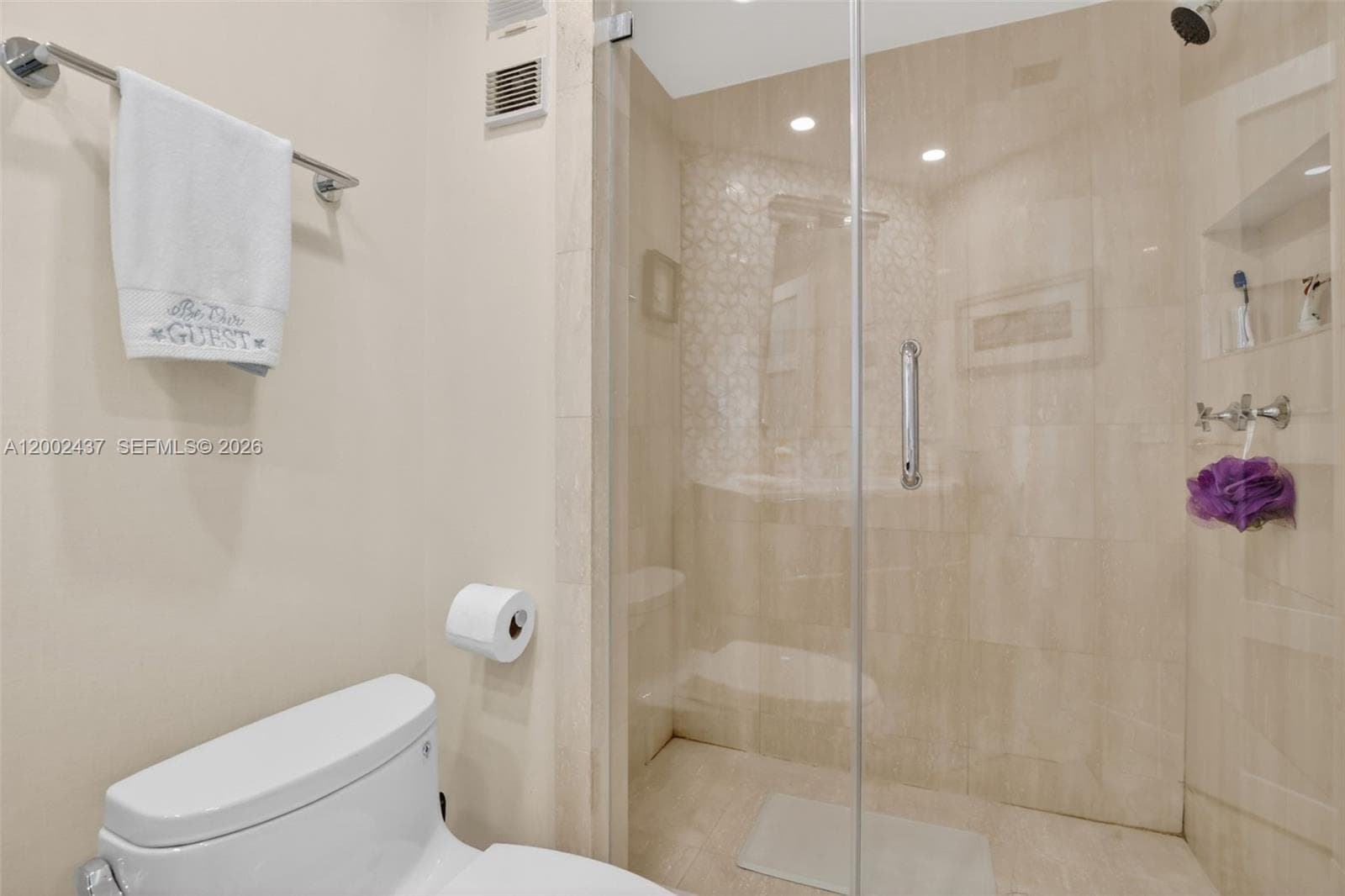 3000 Island Blvd # 2404, Aventura FL 33160 — 29
