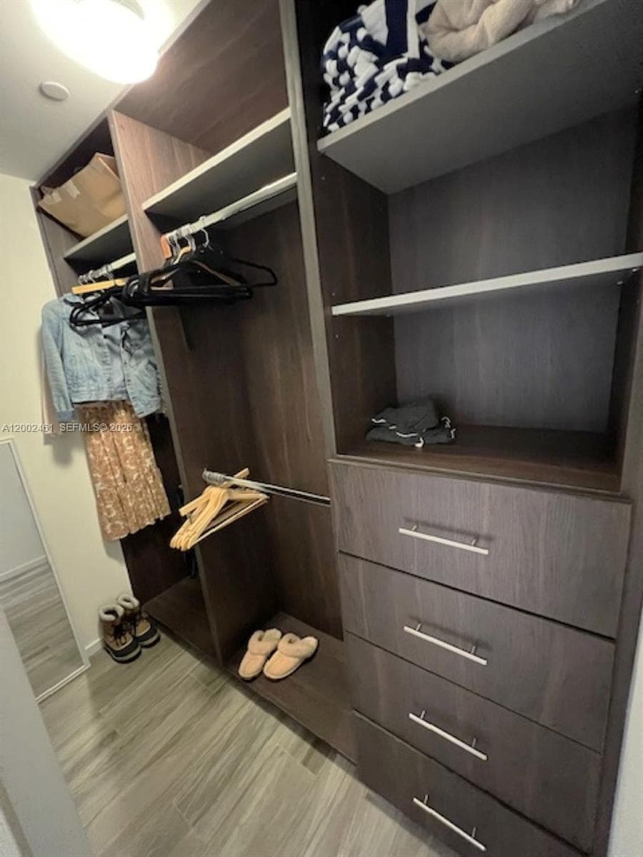 801 S Miami Ave # 4608, Miami FL 33130 — 21