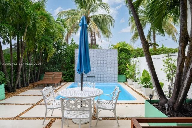 2766 SW 33rd Ave # 2766, Miami FL 33133 — 28