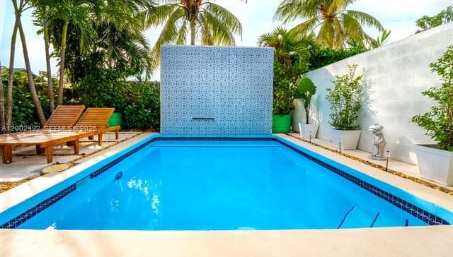 2766 SW 33rd Ave # 2766, Miami FL 33133 — 31