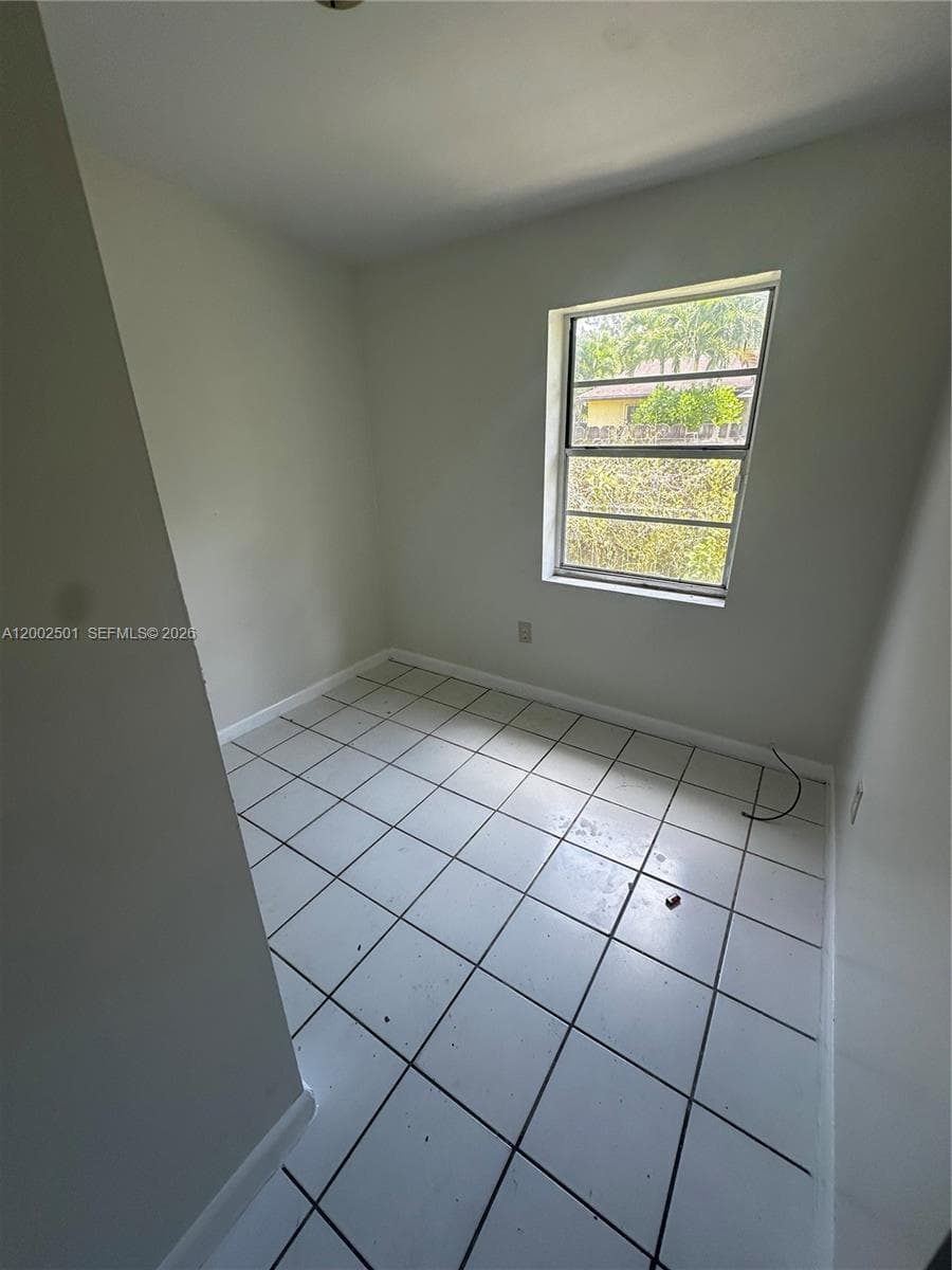 821 SW 2nd St, Florida City FL 33034 — 8