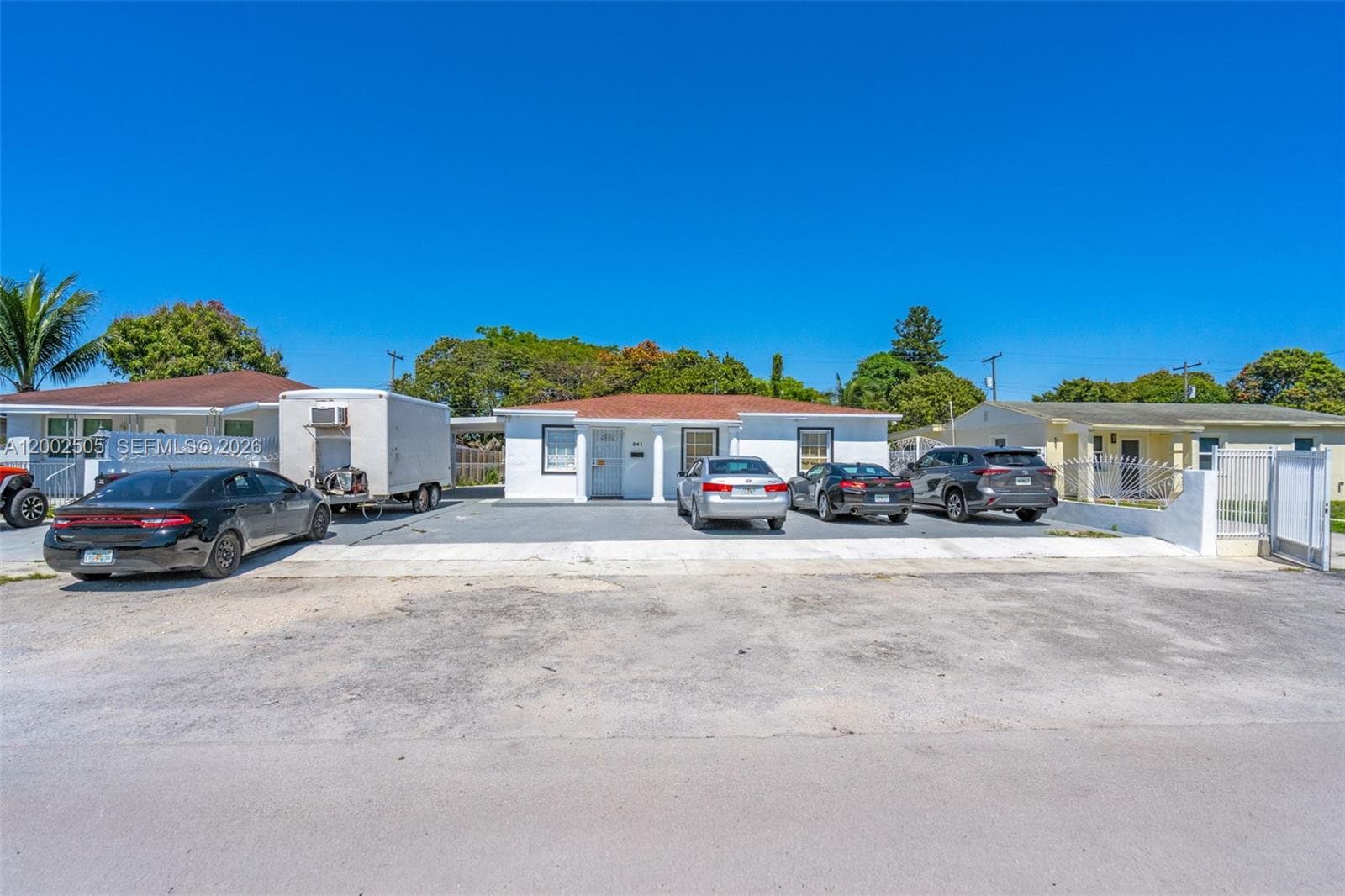 541 E 38th St, Hialeah FL 33013 — 2
