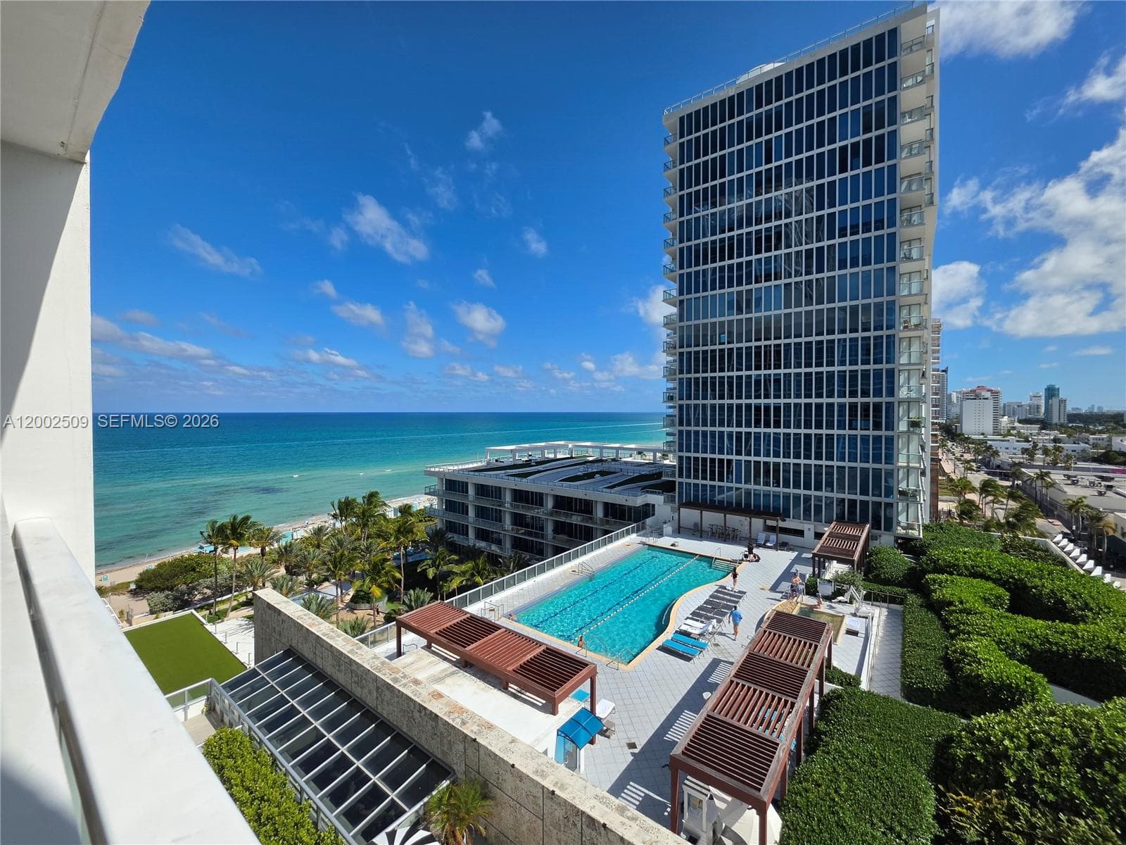 6801 Collins Ave, Miami Beach FL 33141 — 1