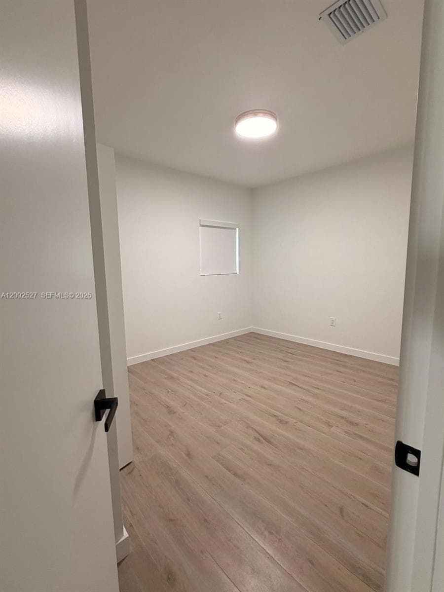 831 SE 9th Ave, Hialeah FL 33010 — 11