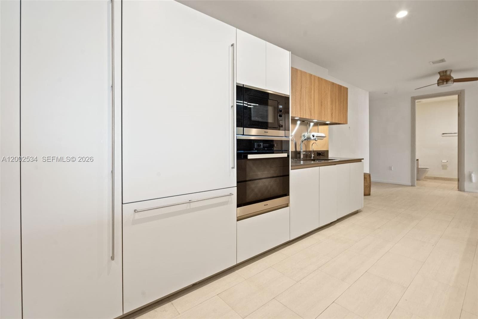 1000 Brickell Plz, Miami FL 33131 — 6