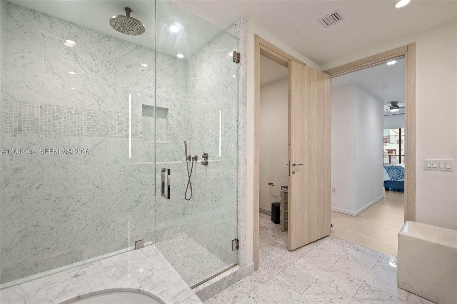 1000 Brickell Plz, Miami FL 33131 — 13