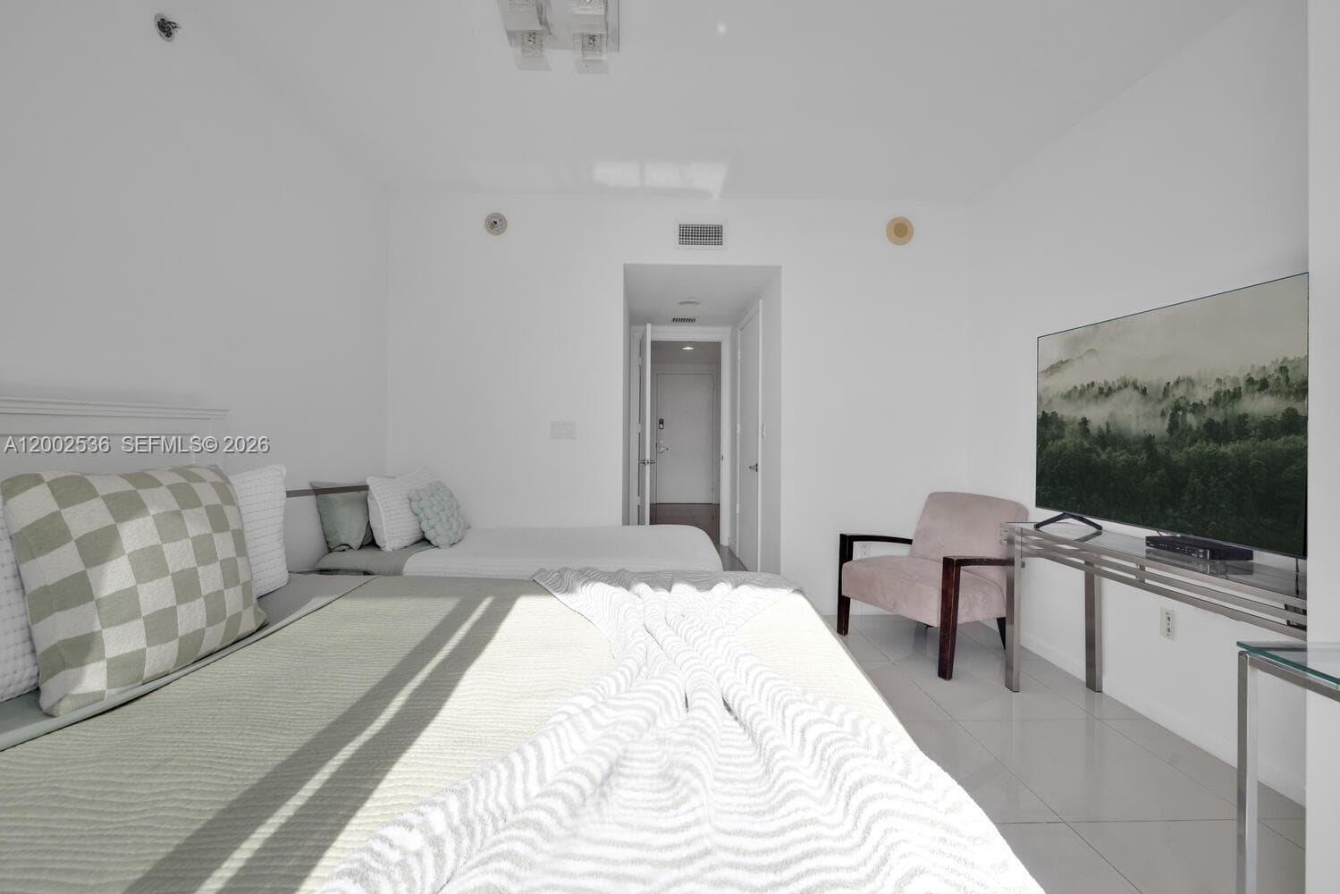 485 Brickell Ave # 4104, Miami FL 33131 — 23