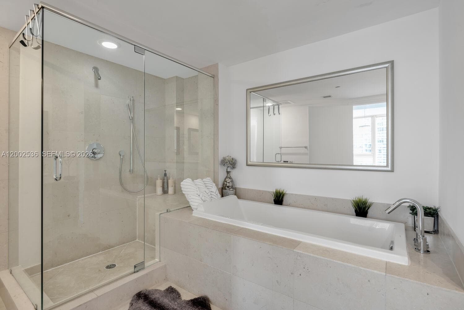 485 Brickell Ave # 4104, Miami FL 33131 — 16