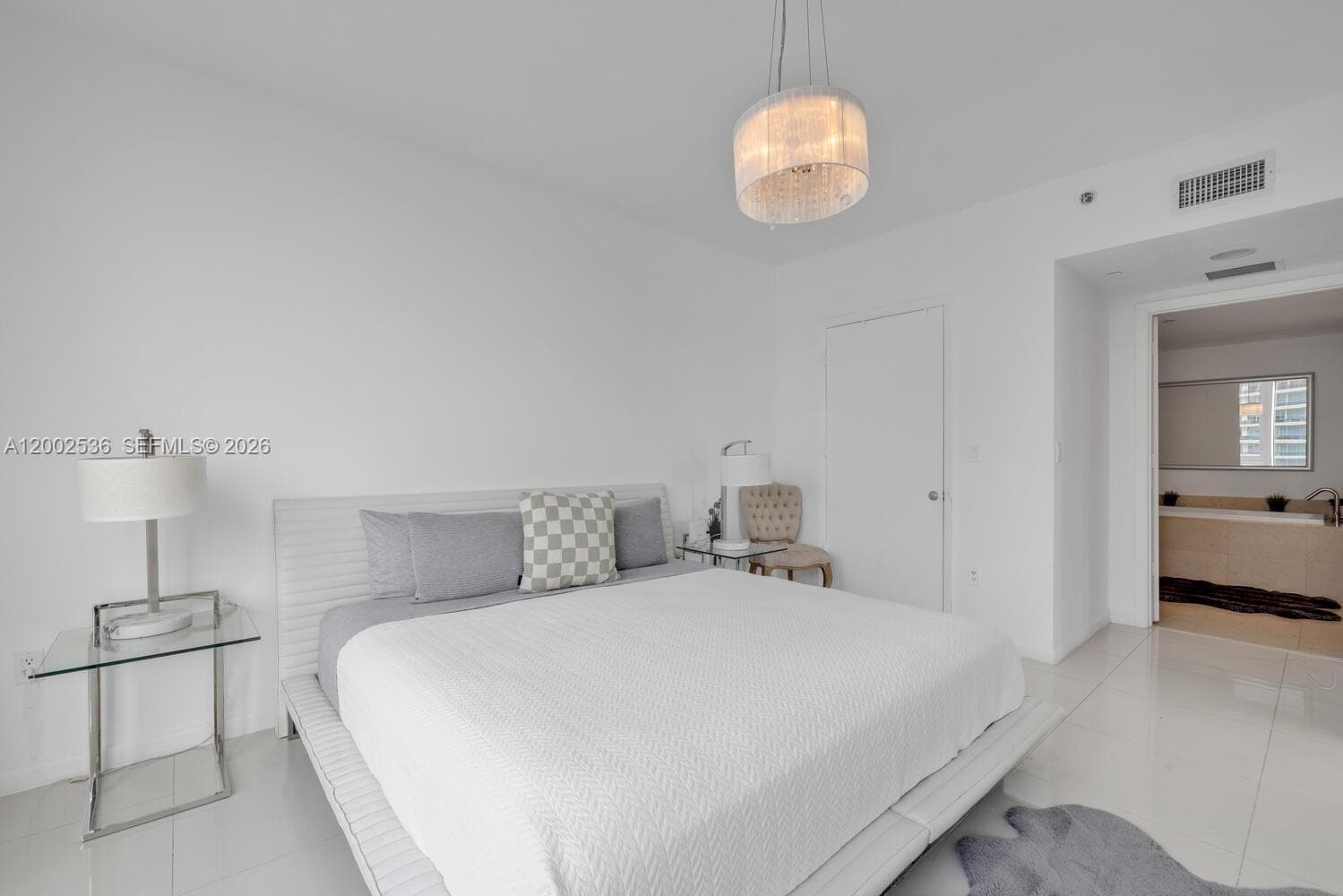 485 Brickell Ave # 4104, Miami FL 33131 — 19