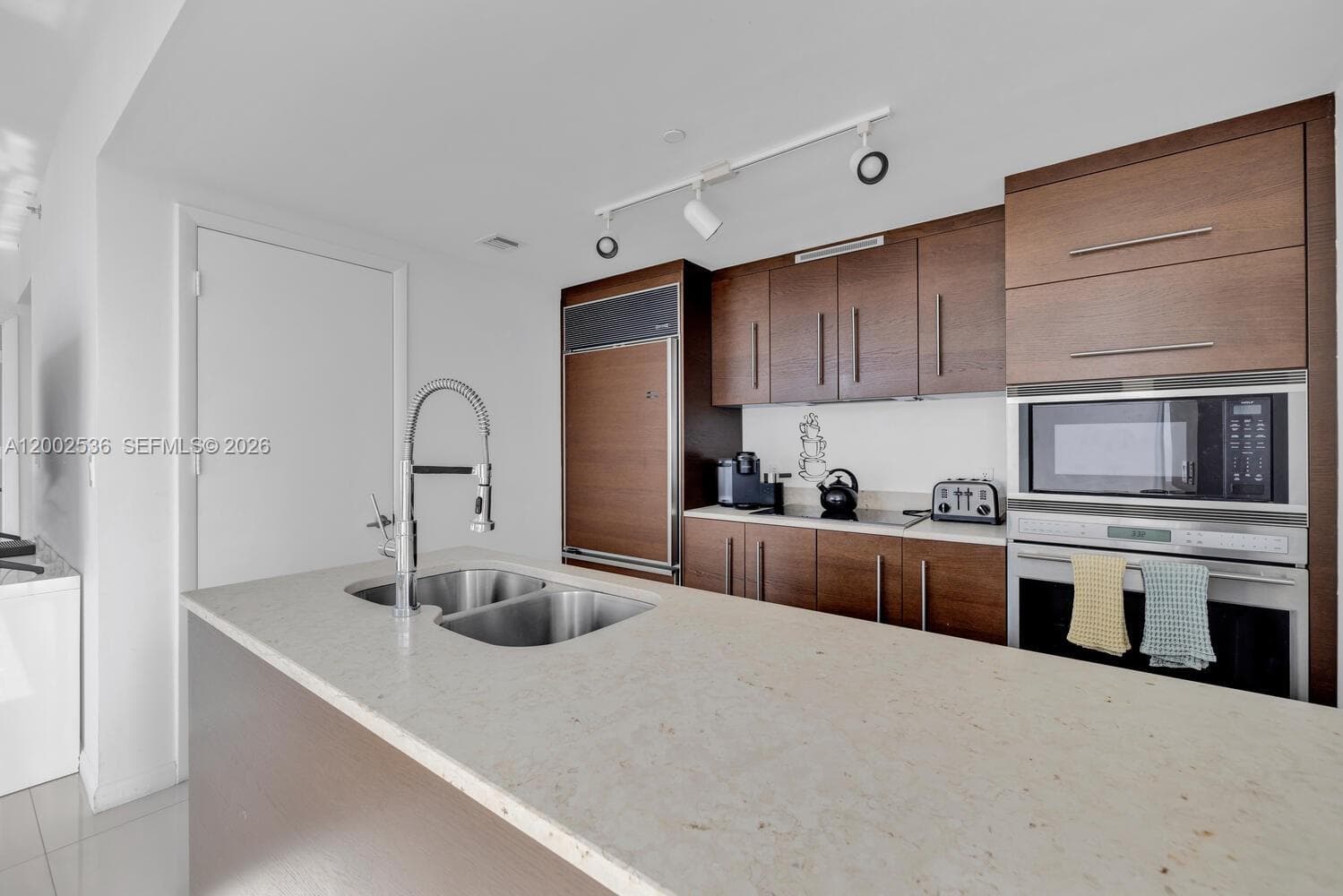 485 Brickell Ave # 4104, Miami FL 33131 — 4