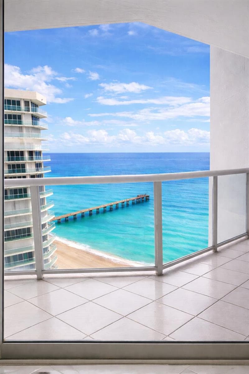 16425 Collins Avenue # 2514, Sunny Isles Beach FL 33160 — 1