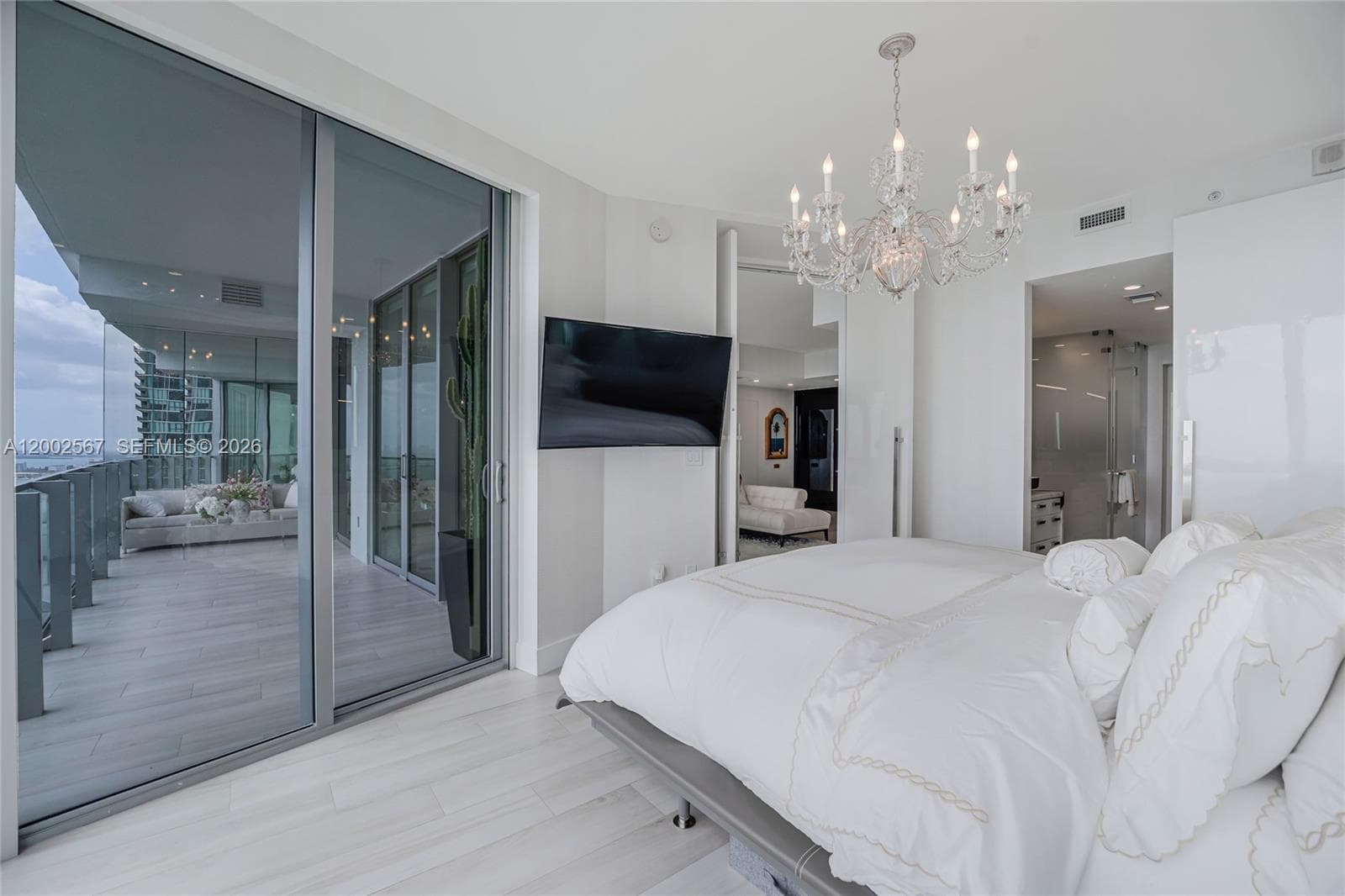 2900 NE 7th Ave # 4003, Miami FL 33137 — 27