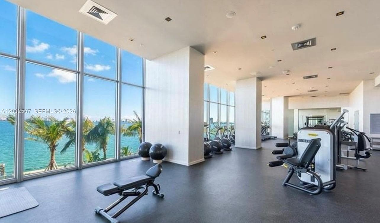 2900 NE 7th Ave # 4003, Miami FL 33137 — 71