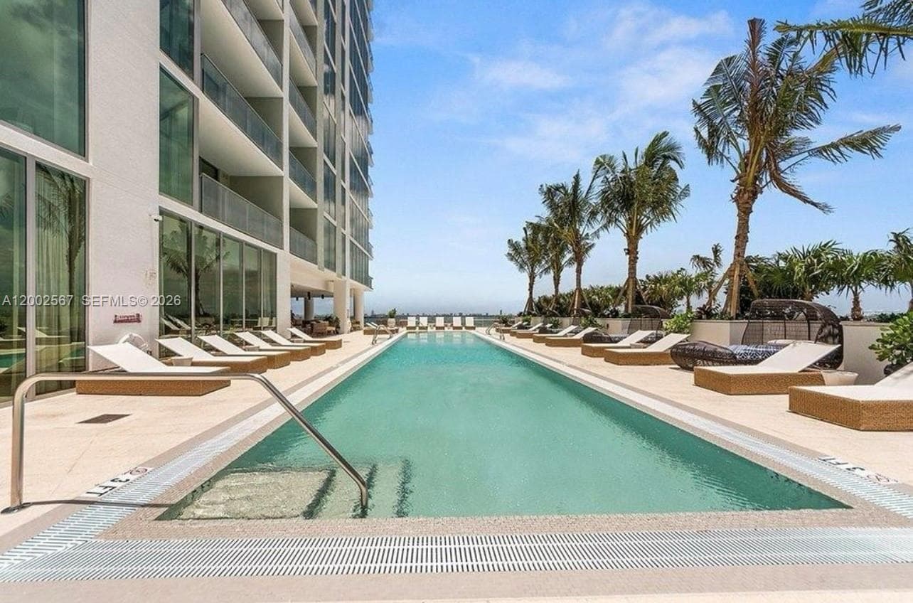 2900 NE 7th Ave # 4003, Miami FL 33137 — 51