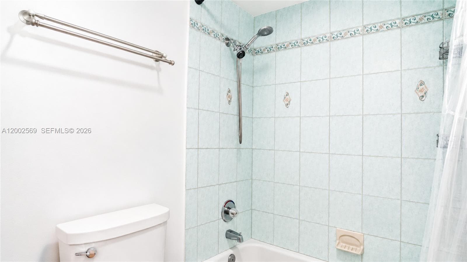 100 Lincoln Rd # 1209, Miami Beach FL 33139 — 13