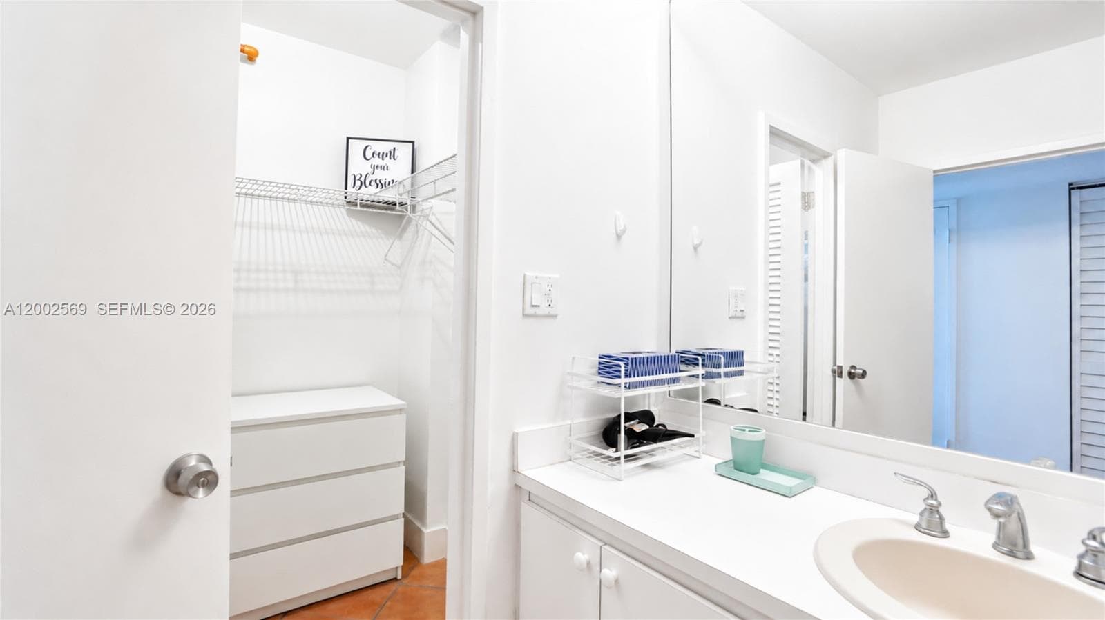 100 Lincoln Rd # 1209, Miami Beach FL 33139 — 12