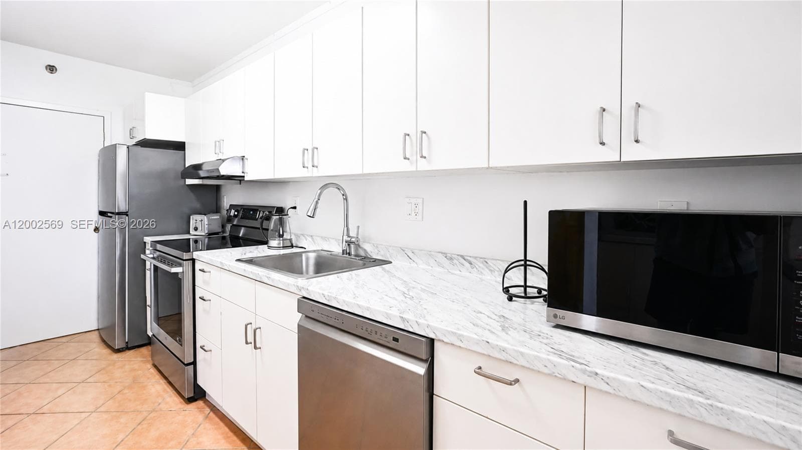 100 Lincoln Rd # 1209, Miami Beach FL 33139 — 5