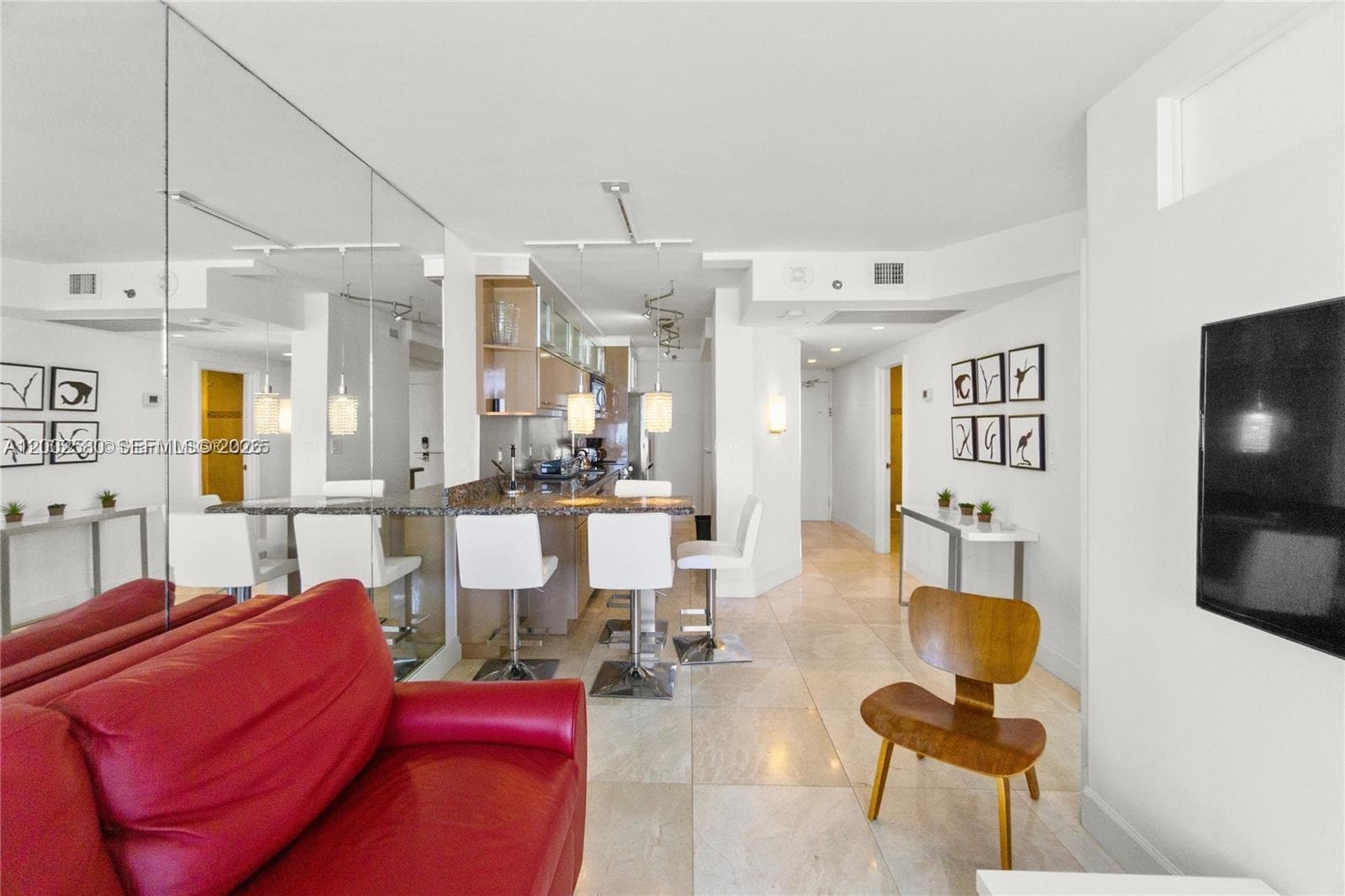 100 Lincoln Rd # 1046, Miami Beach FL 33139 — 6