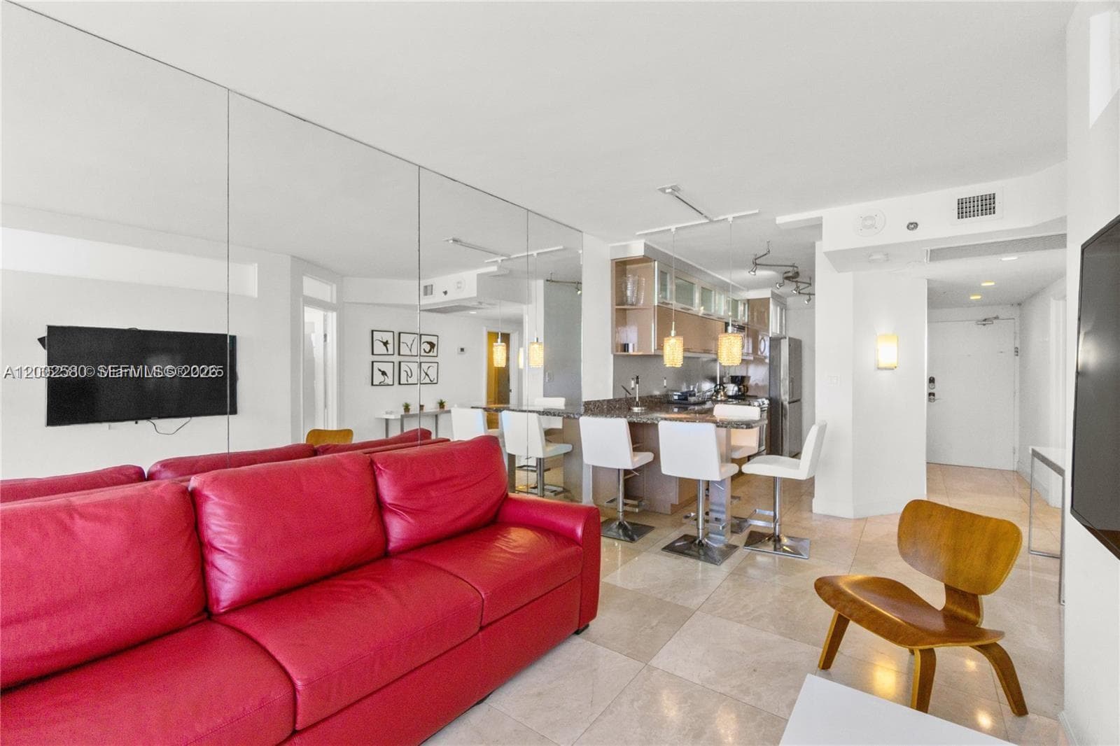 100 Lincoln Rd # 1046, Miami Beach FL 33139 — 7