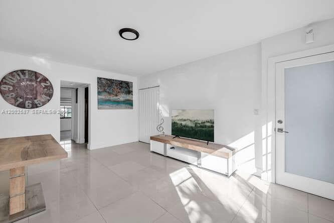7910 Byron Ave, Miami Beach FL 33141 — 6