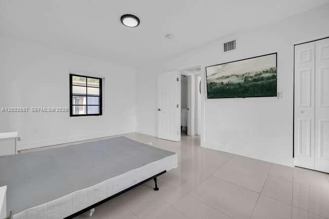 7910 Byron Ave, Miami Beach FL 33141 — 17