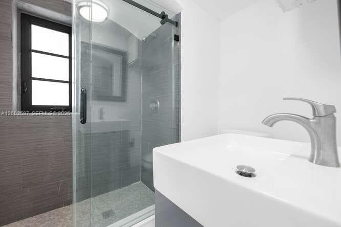 7910 Byron Ave, Miami Beach FL 33141 — 14
