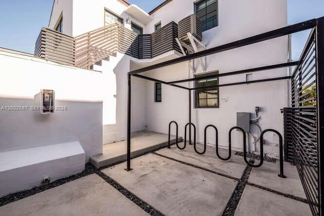 7910 Byron Ave, Miami Beach FL 33141 — 19