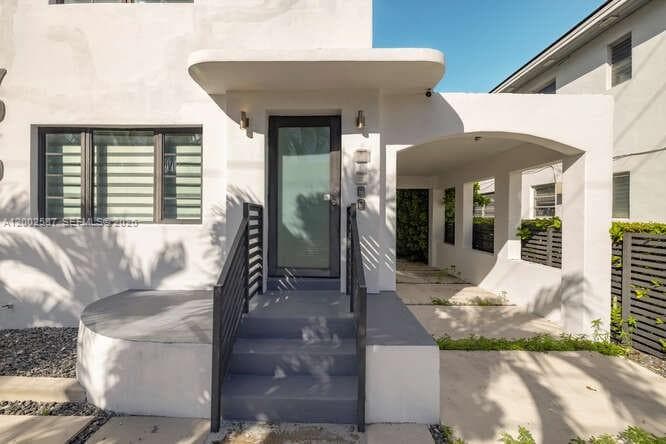 7910 Byron Ave, Miami Beach FL 33141 — 4