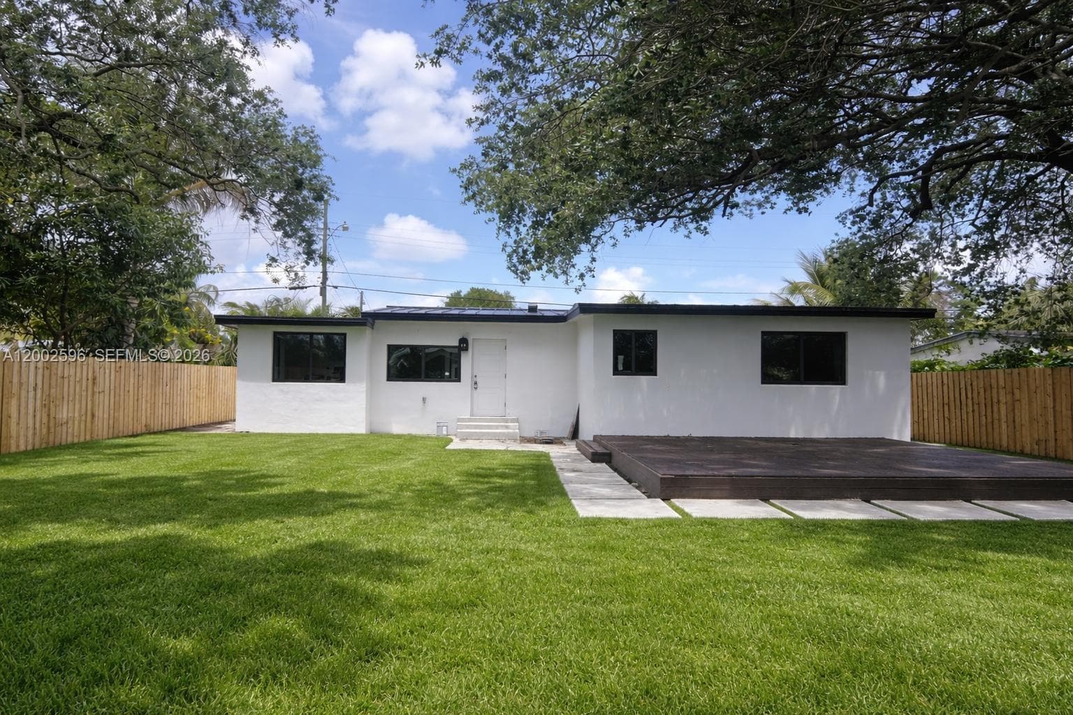 1242 NE 145th St, Miami FL 33161 — 2