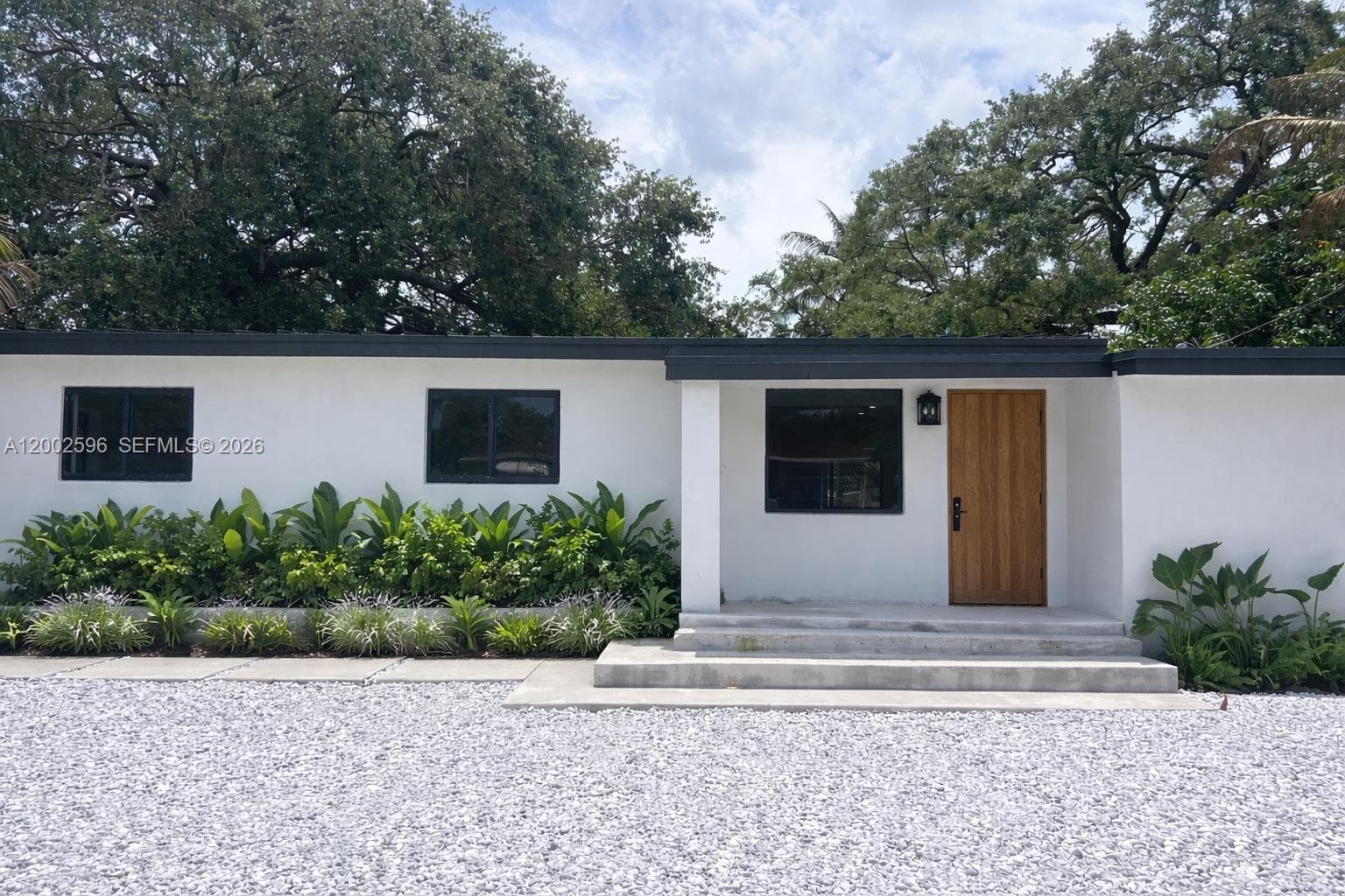 1242 NE 145th St, Miami FL 33161 — 1