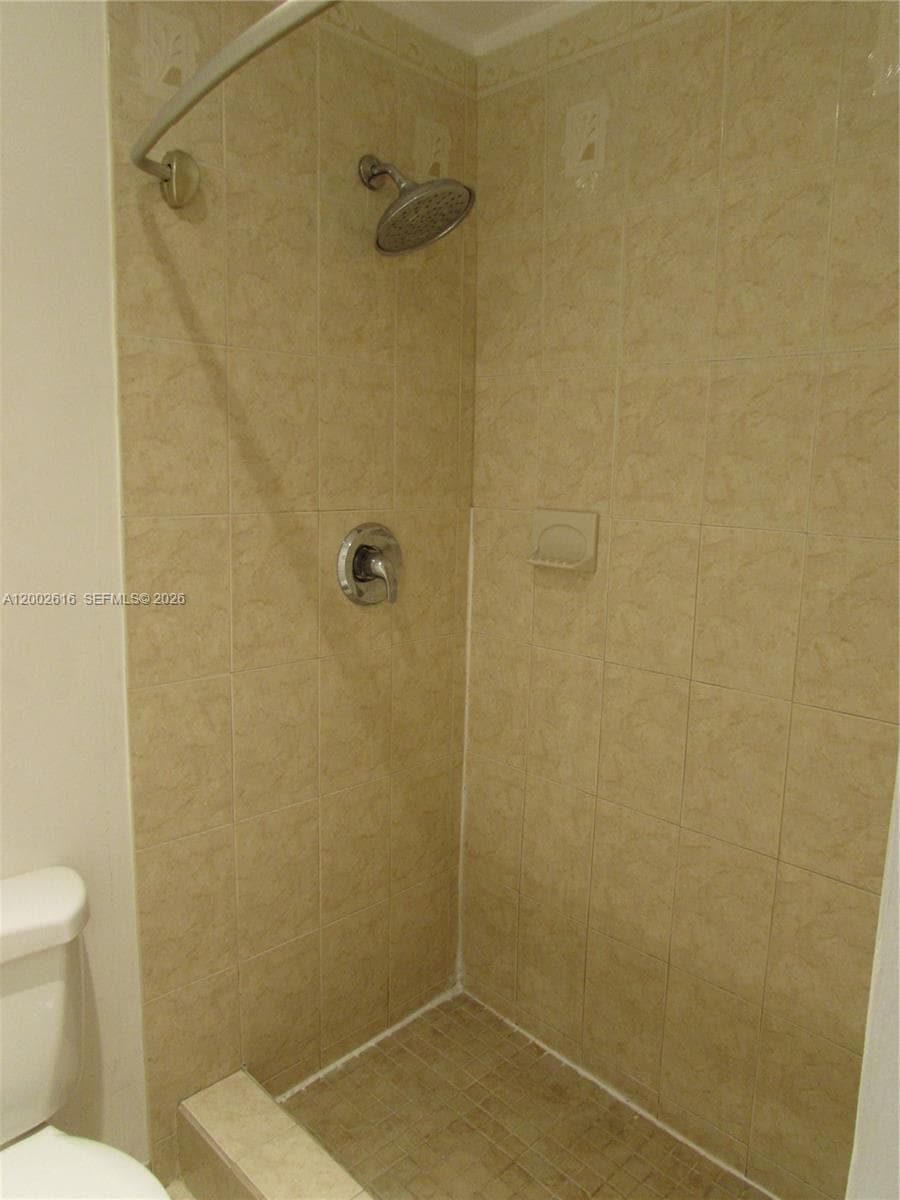 5555 Ludlam Rd # 23, South Miami FL 33155 — 22