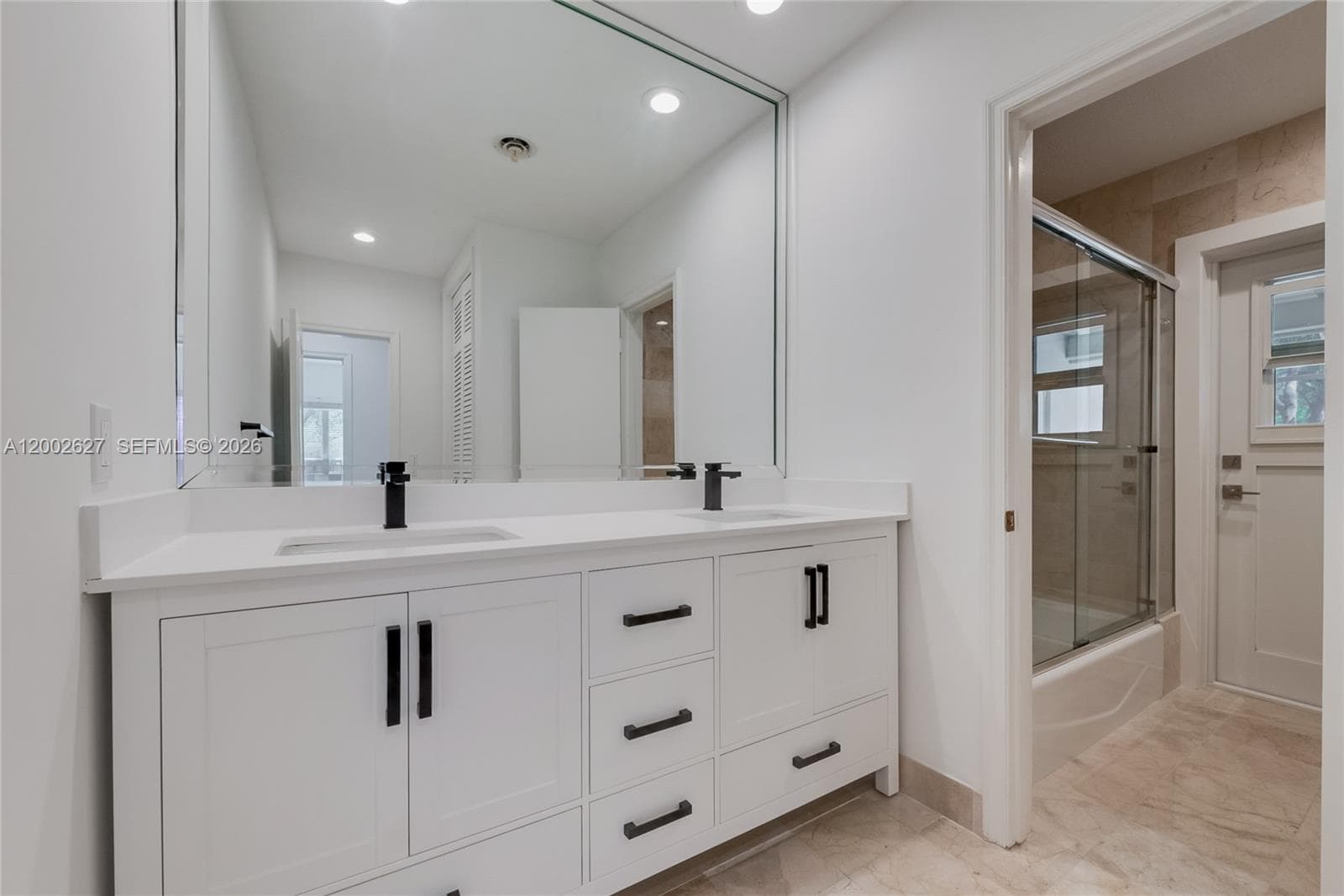 11401 SW 67th Ave, Pinecrest FL 33156 — 14