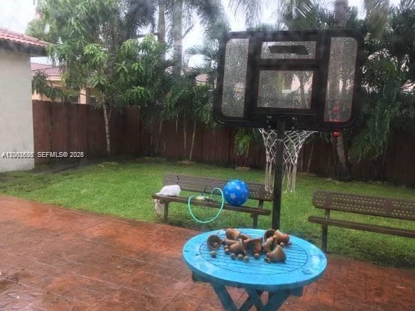 8067 NW 199th Ter, Hialeah FL 33015 — 5